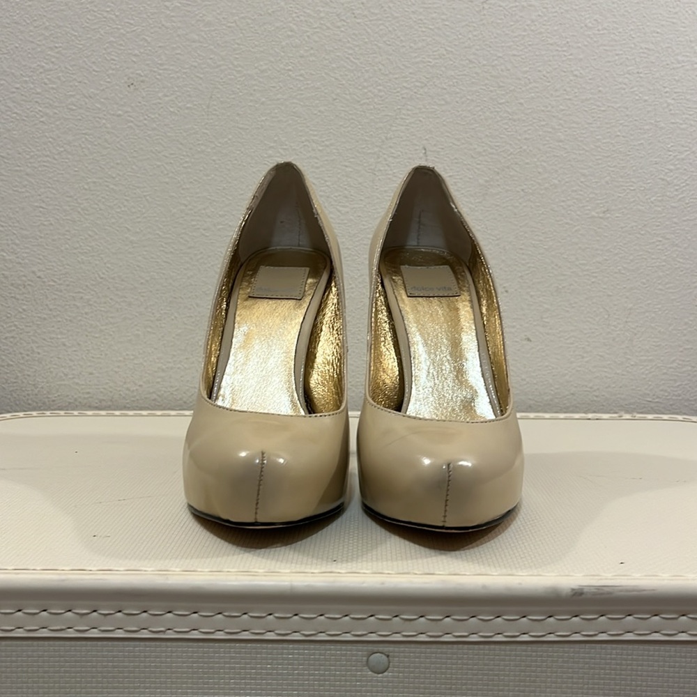 Dolce Vita Madison Cream Patent Pumps - Picture 2 of 16
